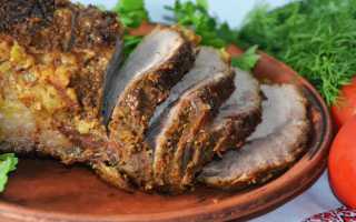 Как вкусно запечь мясо свинины в мультиварке