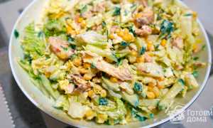 Салат с пекинской капустой и куриной грудкой