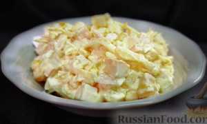 Салат с копченой куриной грудкой и ананасами